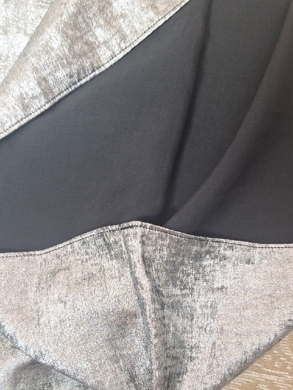 White House Black Market Silver Metallic Halter Camisole Size 12 NWT - Picture 8 of 10